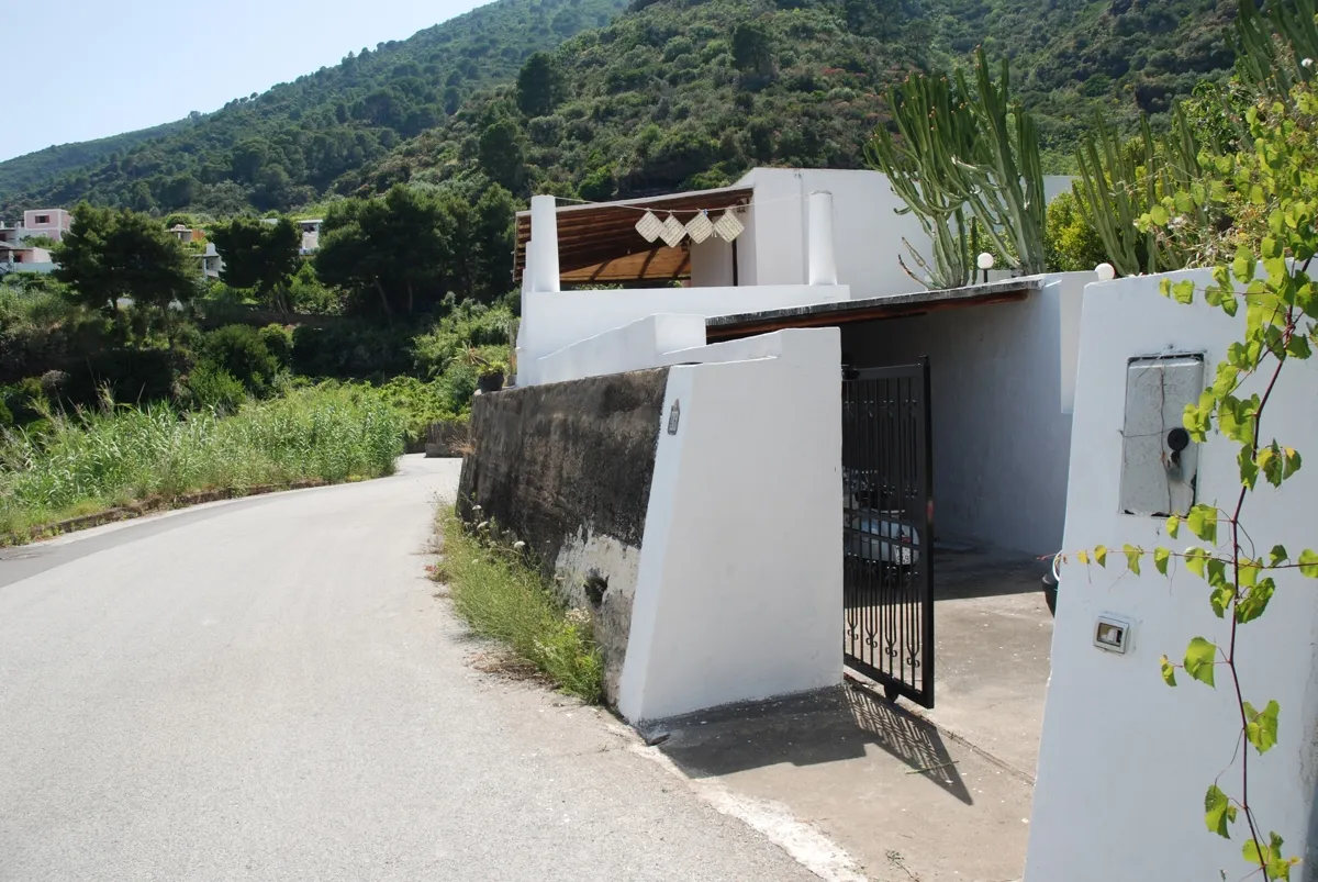 Immagine per Casa Indipendente in vendita a Santa Marina Salina via Rinascente 44
