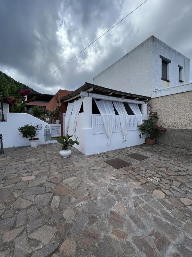 Immagine per Casa Indipendente in vendita a Malfa via Vico Umberto I 2