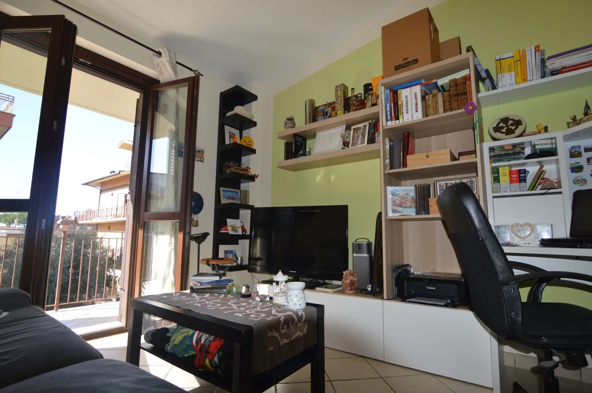 Immagine per Appartamento in vendita a Fonte Nuova via Francesco Petrarca 29