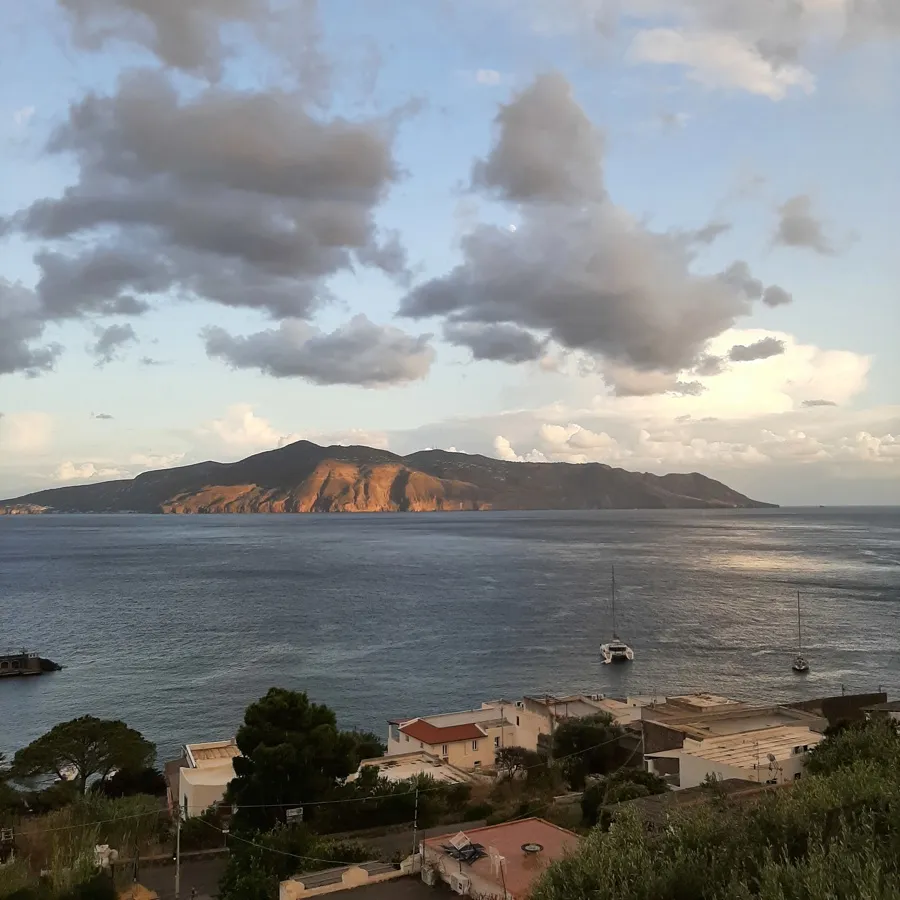 Immagine per Villa in vendita a Santa Marina Salina via Rinascente 23