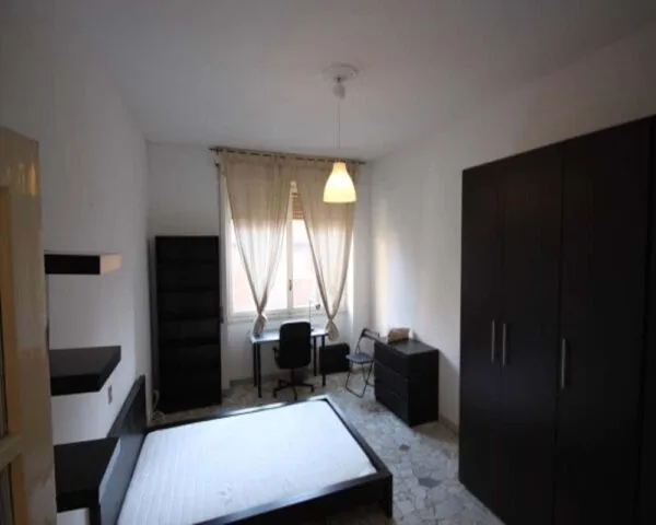 Stanza Milano