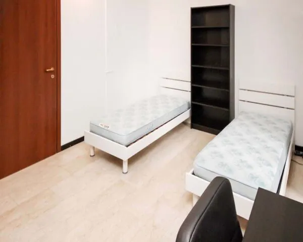 Stanza Milano