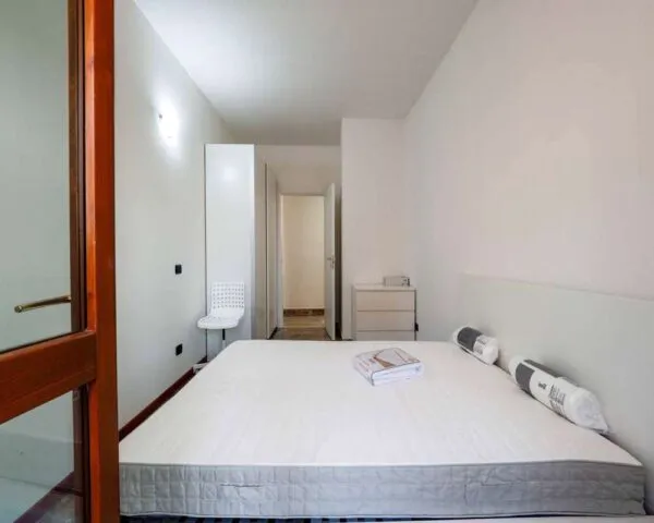 Stanza Milano