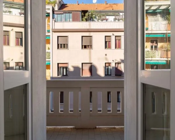 Stanza Milano