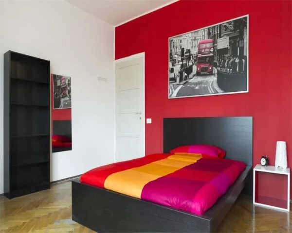 Stanza Milano