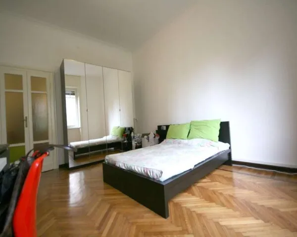 Stanza Milano