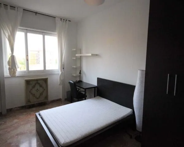 Stanza Milano