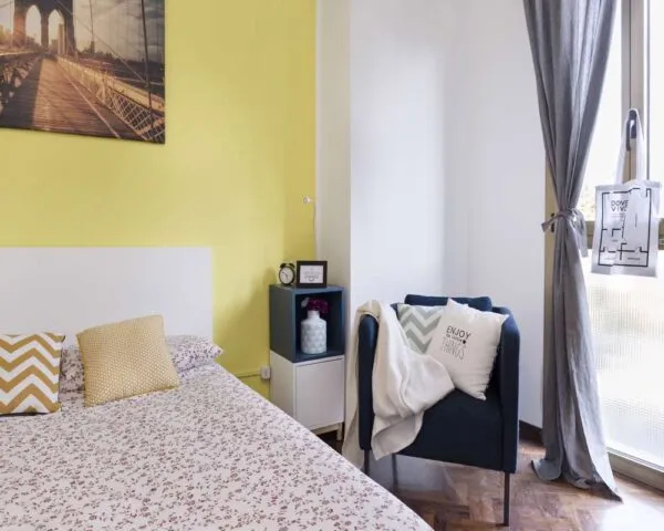 Stanza Bologna