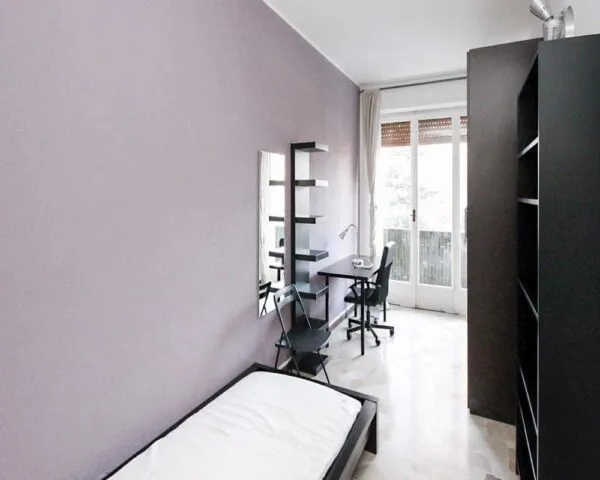 Stanza Milano