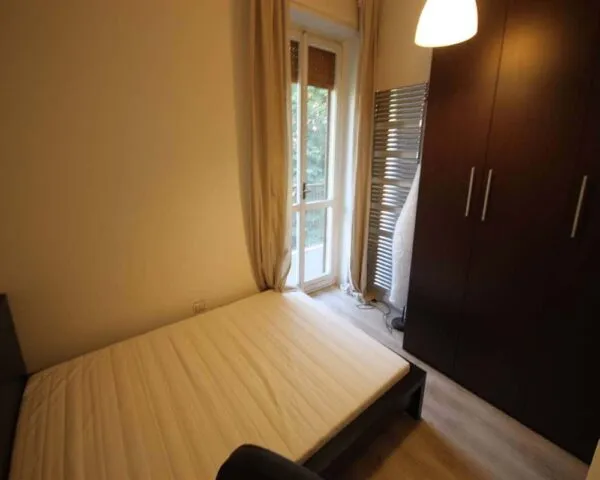 Stanza Milano