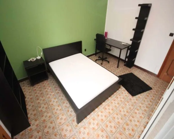 Stanza Milano