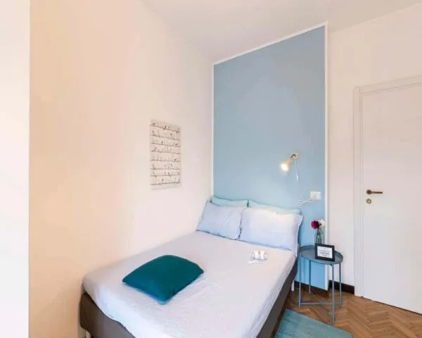 Stanza Milano