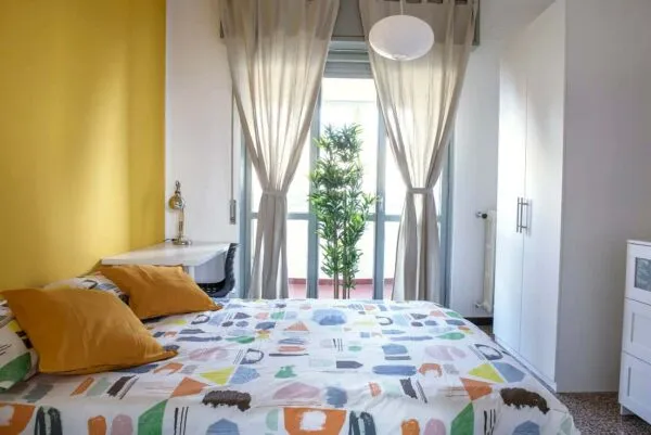 Stanza Milano