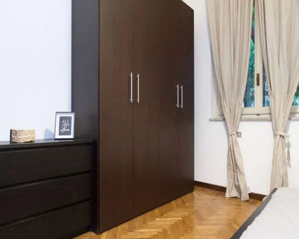 Stanza Milano