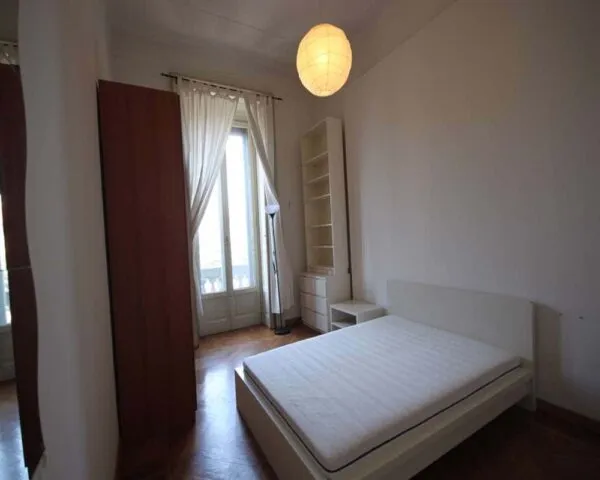 Stanza Milano