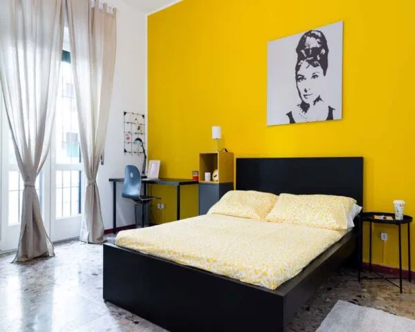 Stanza Milano
