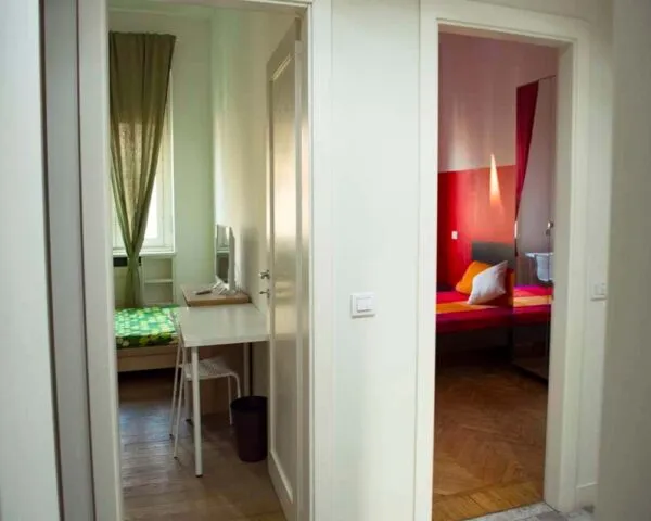 Stanza Milano
