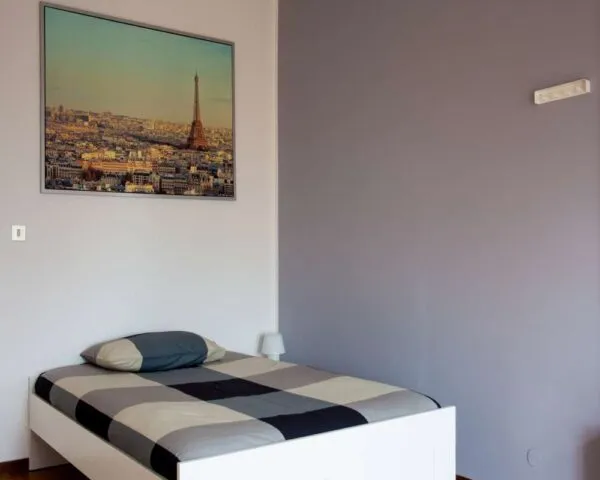 Stanza Bologna