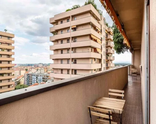 Stanza Milano