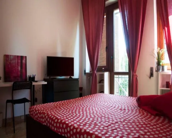 Stanza Milano