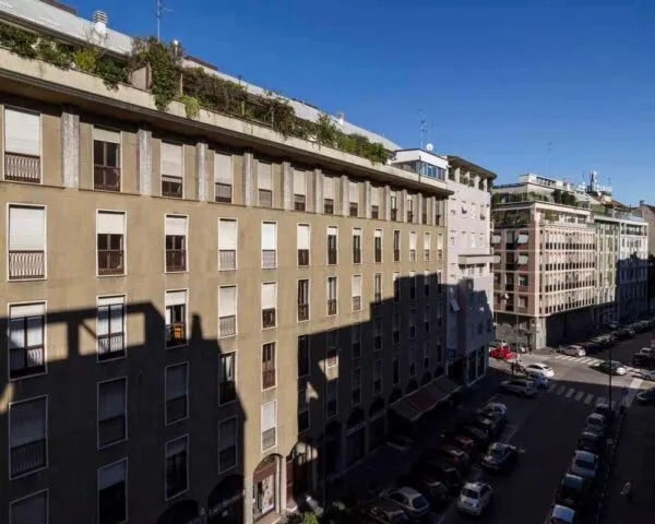 Stanza Milano