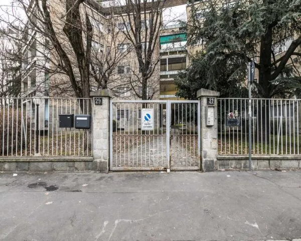 Stanza Milano