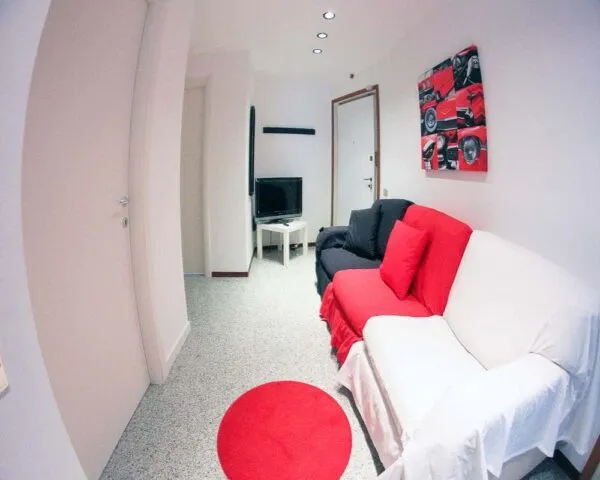 Stanza Milano
