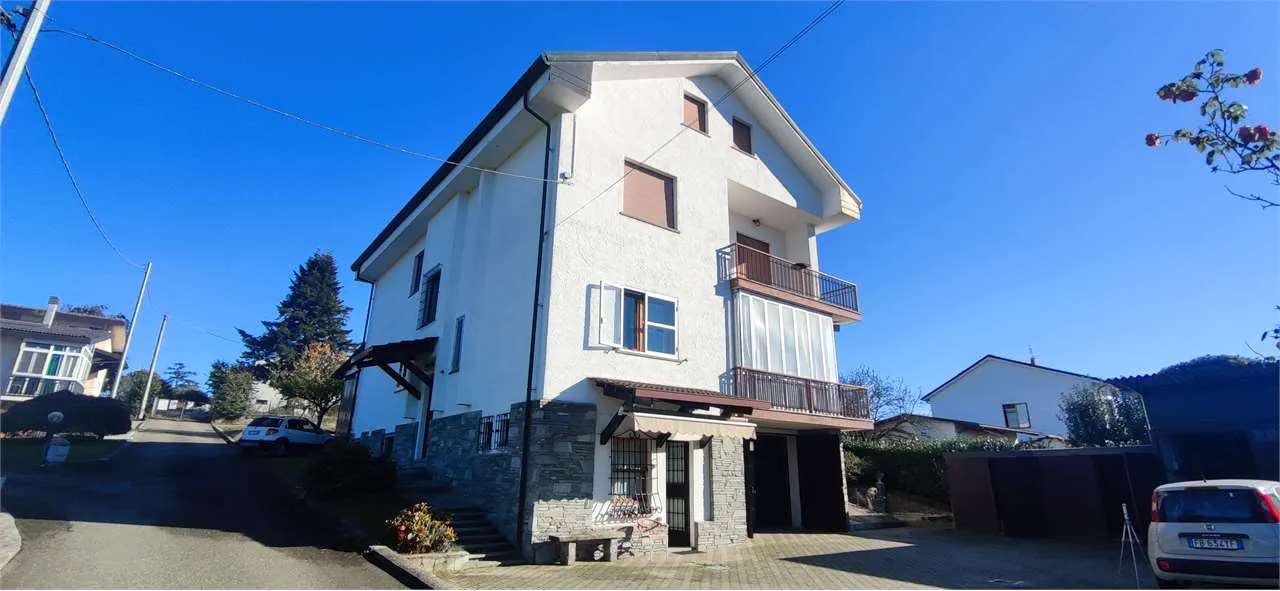Immagine per Villa Bifamiliare in vendita a Asti via Frazione  Palucco 121