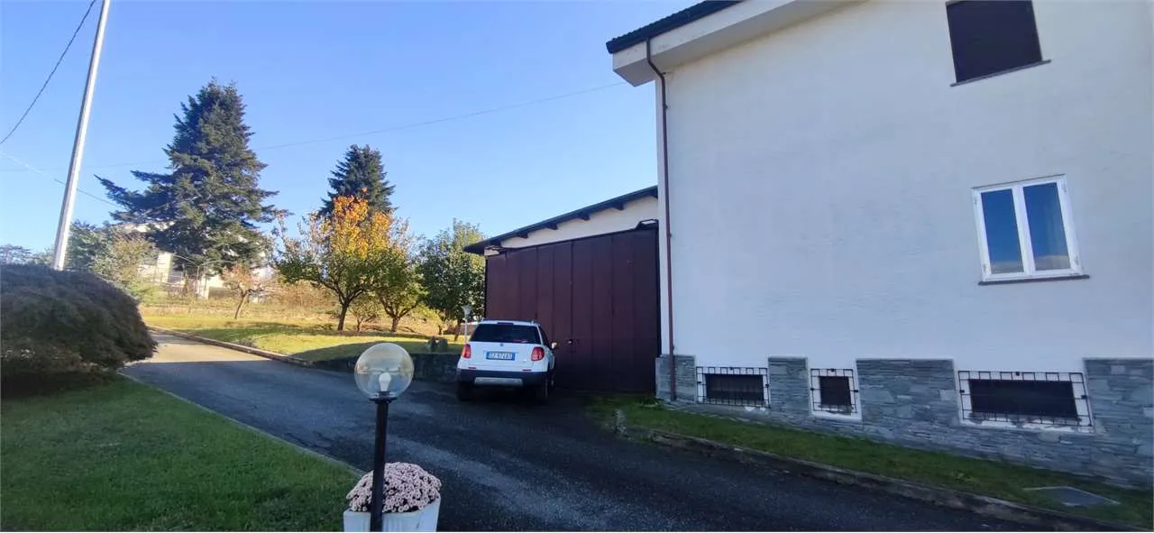 Immagine per Villa Bifamiliare in vendita a Asti via Frazione  Palucco 121