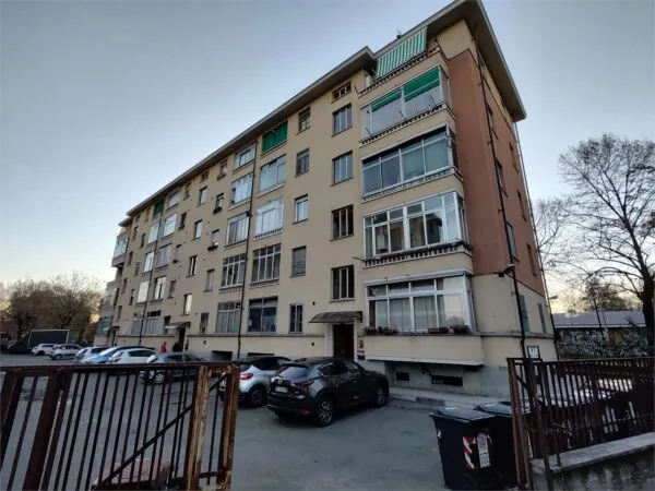 Appartamento via Giacomo Dina 87, Torino