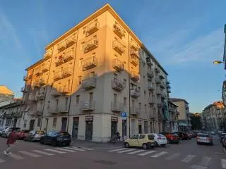Immagine per Trilocale in Vendita a Torino Via Bernardino Luini 78
