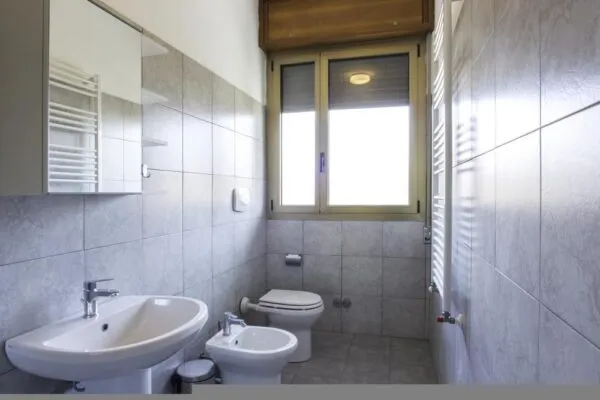 Stanza Bologna