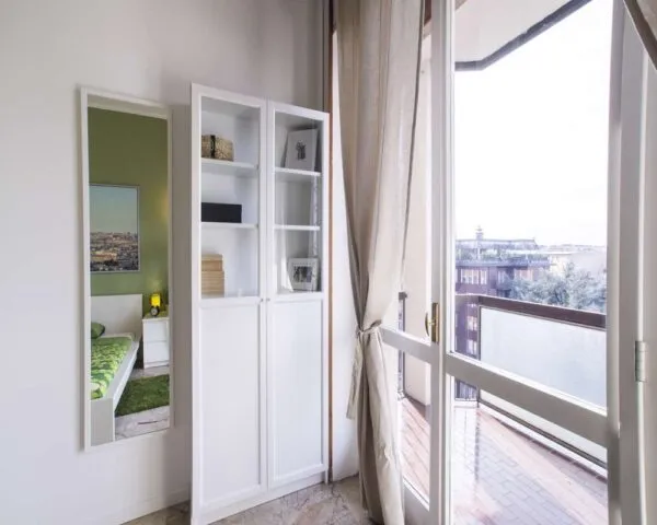 Stanza Milano