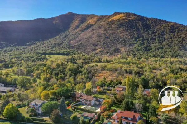 Villa Bifamiliare strada Romana, Caselette