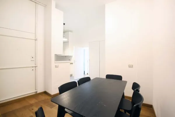 Stanza Milano