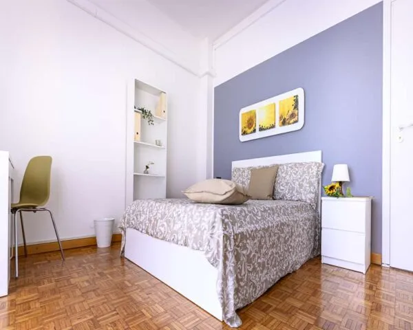 Stanza Milano