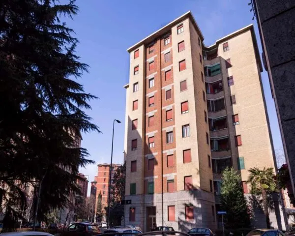 Stanza Milano