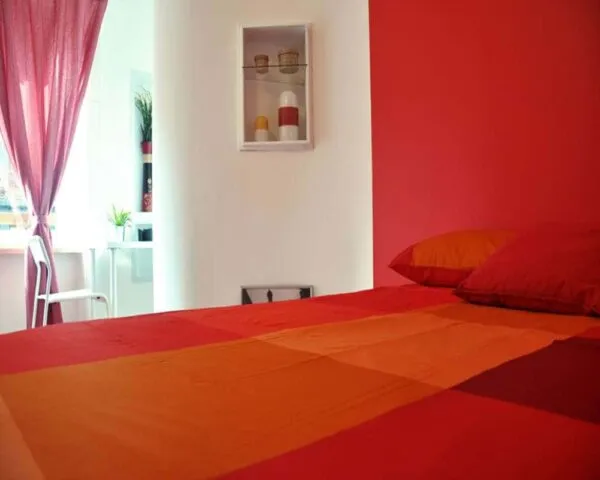 Stanza Milano