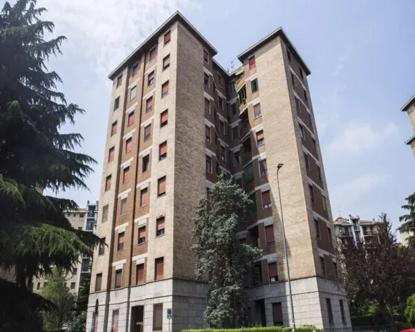 Stanza Milano