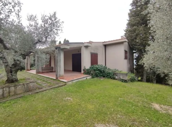 Villa Bifamiliare Terni