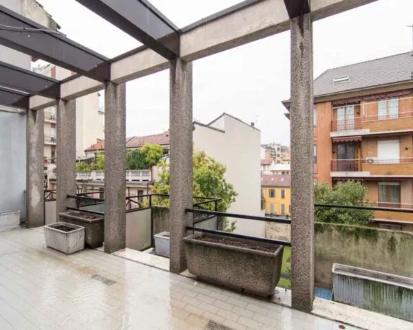 Stanza Milano