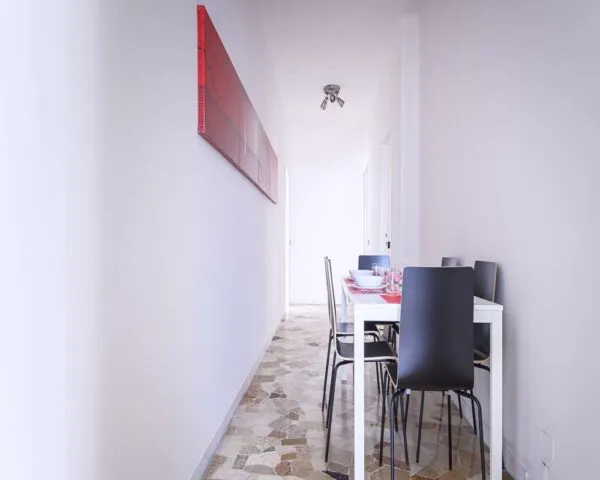 Stanza Milano