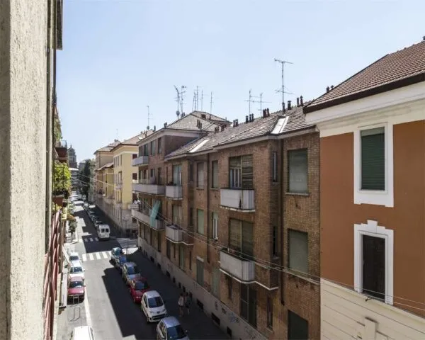 Stanza Milano