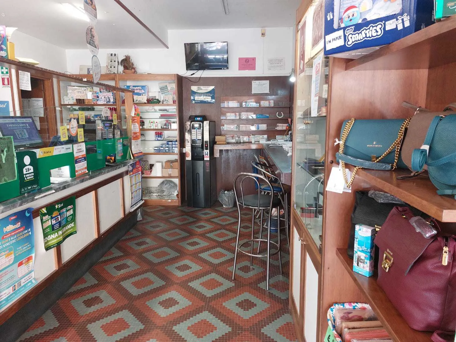 Immagine per Tabaccheria in vendita a Castelnuovo Magra via Della Pace 24