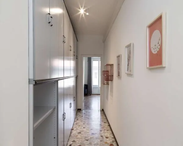 Stanza Milano
