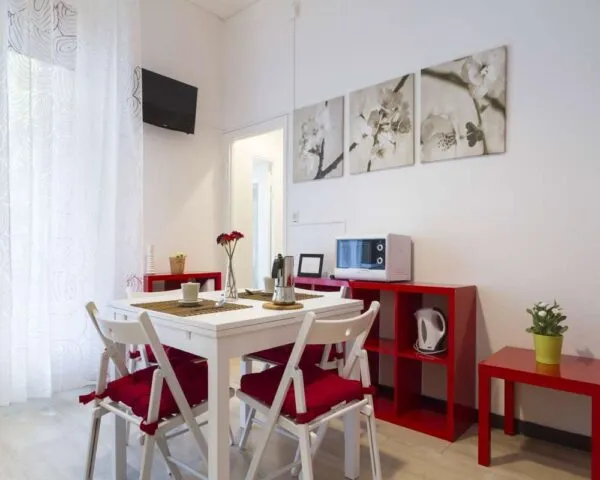 Stanza Milano