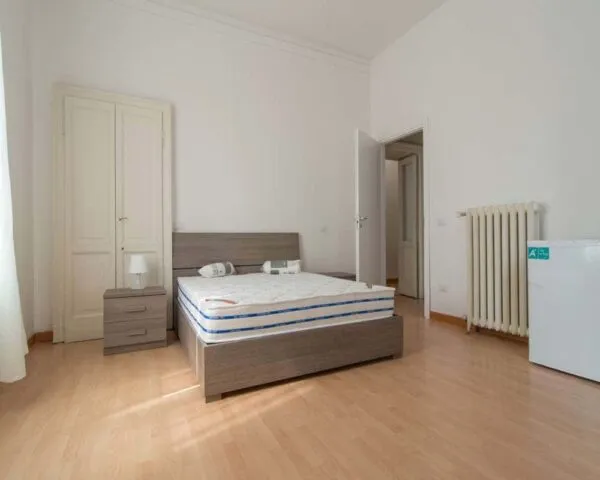 Stanza Milano
