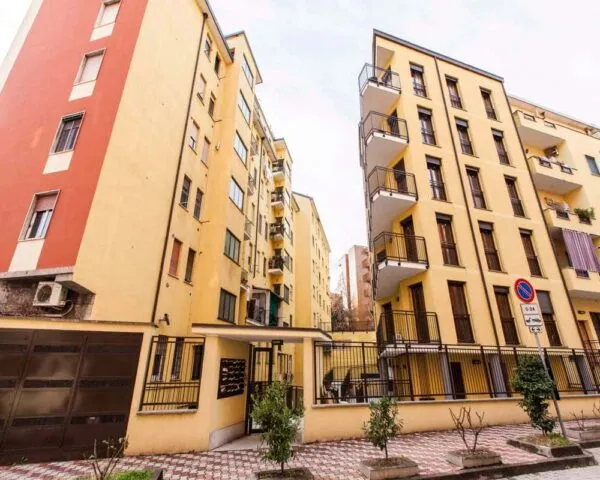 Stanza Milano