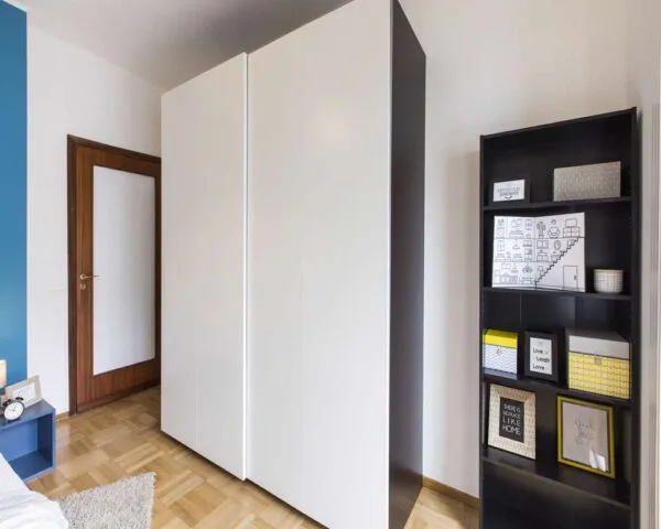 Stanza Milano