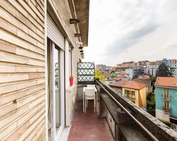 Stanza Milano